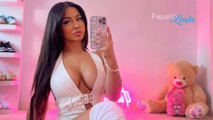 Cinddyrella aka cinddyrella_ OnlyFans Leaked